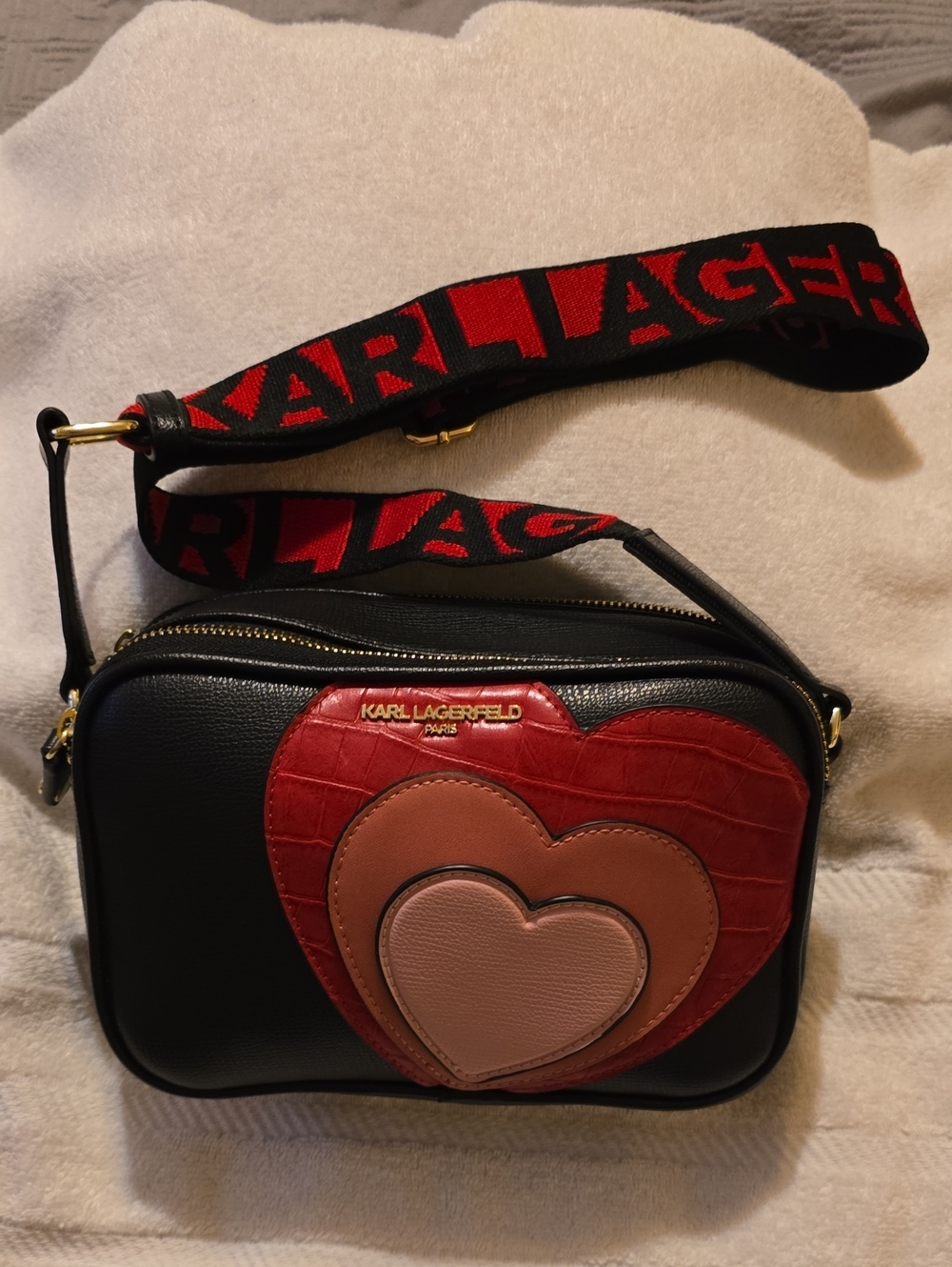 Karl Lagerfeld Paris Maybelle Heart Crossbody Bag Black Rare Colorway